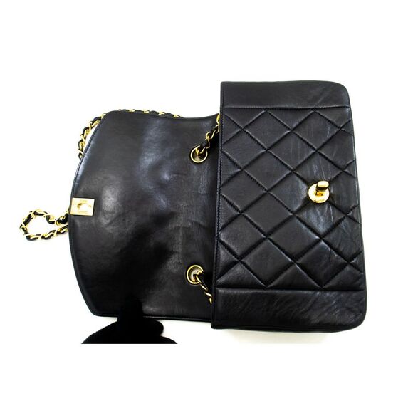 Chanel Diana Black Leather Shoulder Bag (Pre-Owned) - Picture 4 of 12